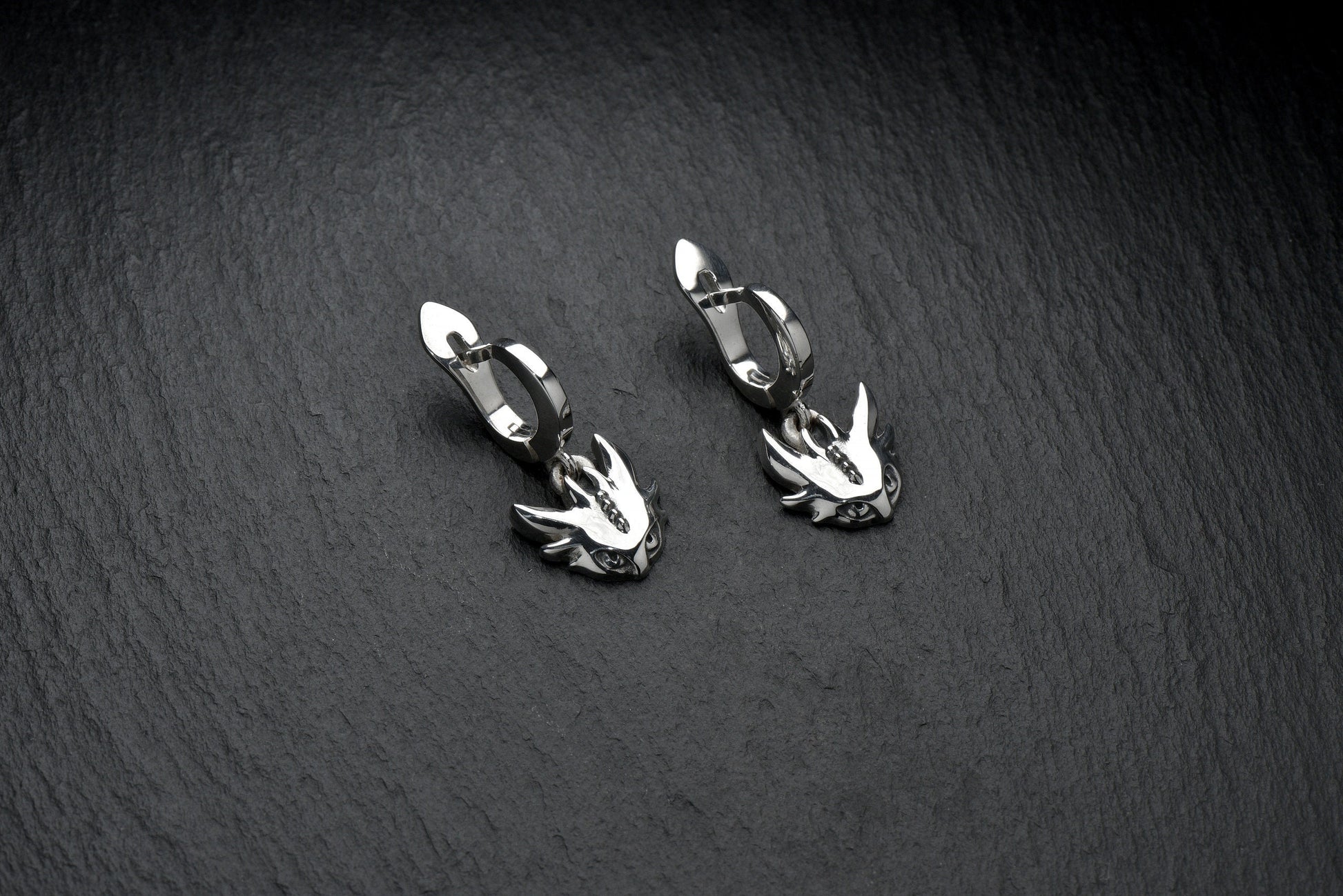 We present you unique silver earrings in the form of dragons - this is a piece of jewelry that will become a real decoration for your image and emphasize your individuality. (etsy image id: 4200683428)