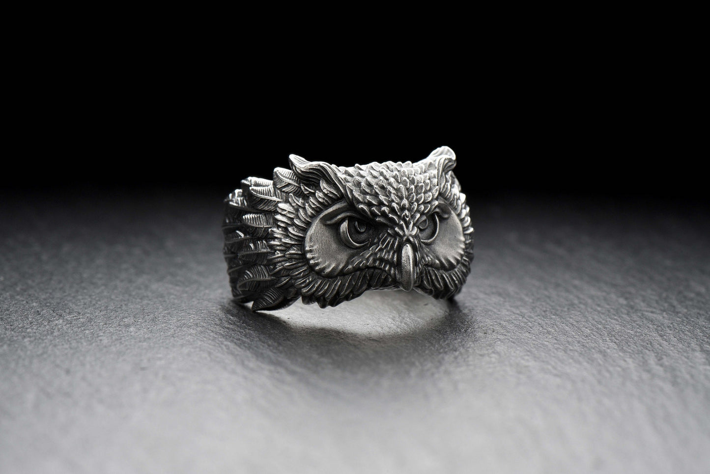 Make this special gift for yourself or the birding enthusiast in your life - they'll love it! Dive into the deep with our nature-inspired design and benefit from the all-seeing eyes of our wise feathery companion! __etsy:4245669017