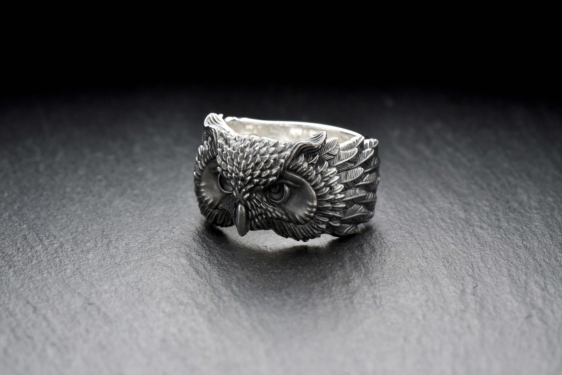 Experience the wit and beauty of the great nature with this stunning Owl Silver Ring! __etsy:4245669055