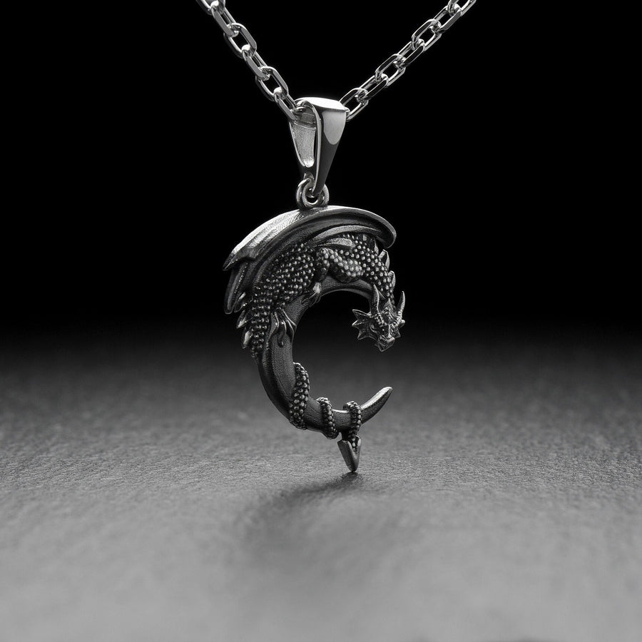 Dragon jewelry	dragon pendant	skull pendant	silver pendant	animal jewelry	silver dragon	dragon moon	moon pendant	throne pendat	throne games	game of thrones	dragon necklace	ancient dragon (etsy image id: 4250656418)