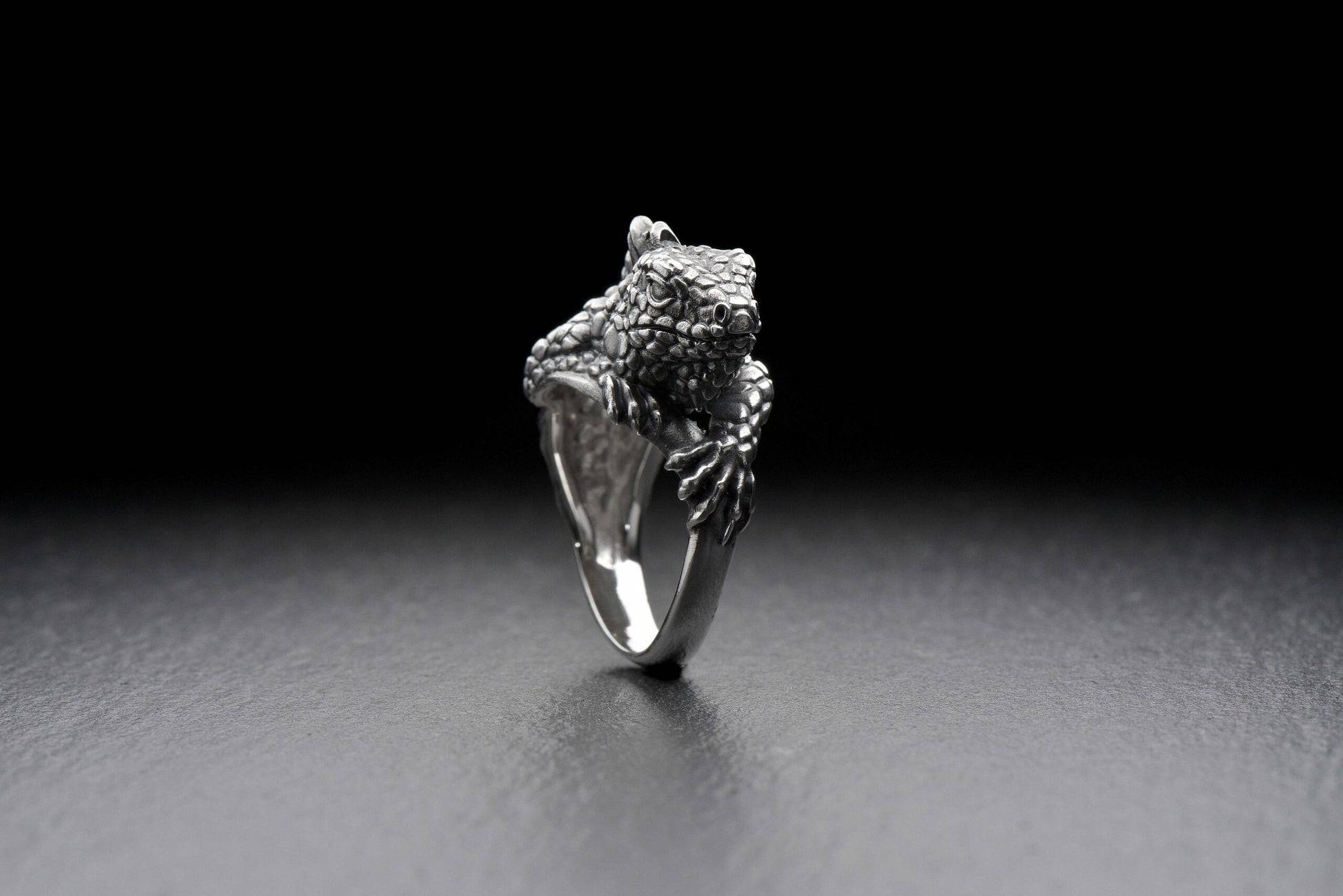 animal jewelry	animal ring	silver ring	Koala-Ring	Iguana ring	Iguana silver	Iguana lover	Iguana gift	lizard ring	bague iguane	Leguan-Ring	australia	nature lover __etsy:4323419408