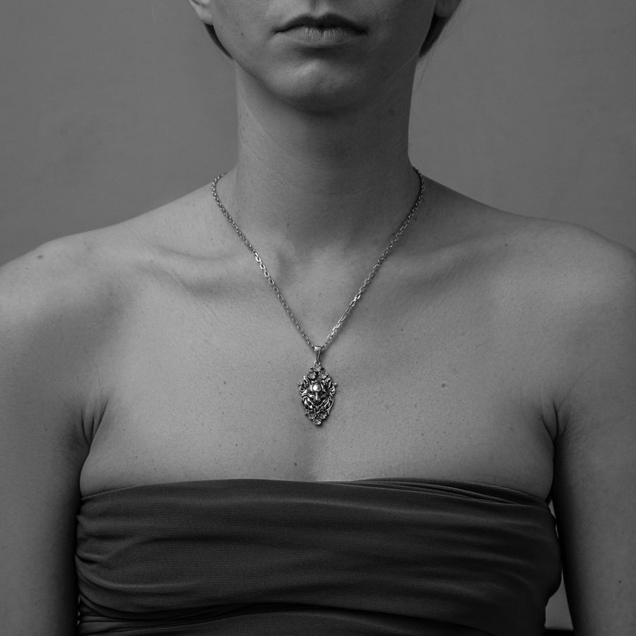 fox art	fuchs pendant	fox necklace	fox pendant	fox jewelry	silver fox pendant	fox necklace women	silver fox necklace	fox head pendant	pendentif renard	Fuchs Anhänger	Fuchskopf	tête de renard (etsy image id: 4603093664)