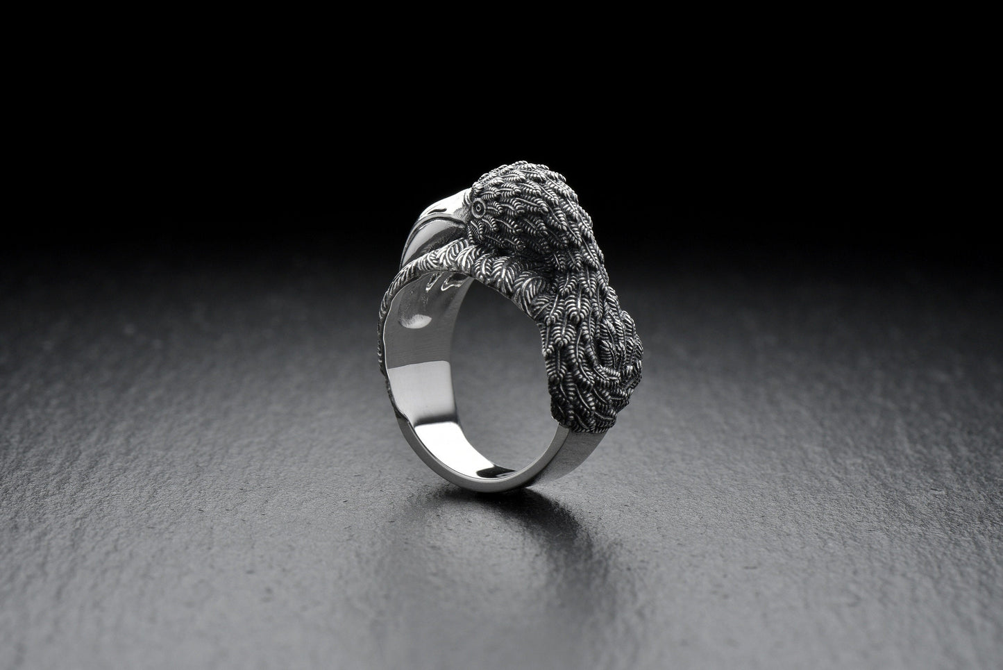 With its exquisite details, this flamingo ring makes a perfect gift for any jewelry lover or yourself. Make a statement wherever you go - add our Silver Flamingo Ring to fan up your wardrobe now! (etsy image id: 4697608825)
