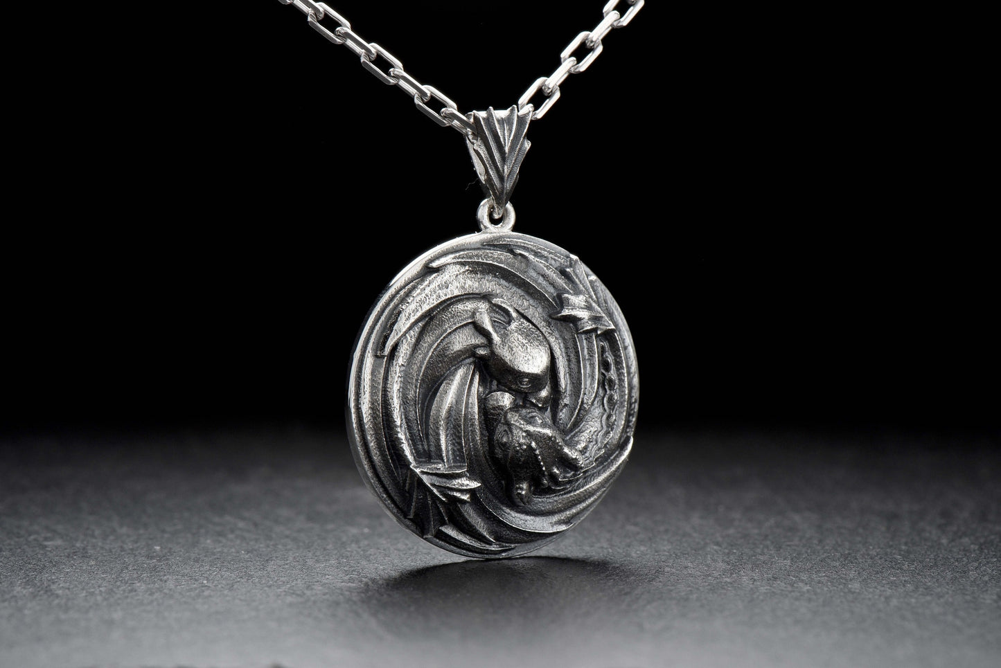 sterling silver	silver	pendant	dungeons and dragons	pendant Dragon	necklace	silver jewelry (etsy image id: 4749346760)