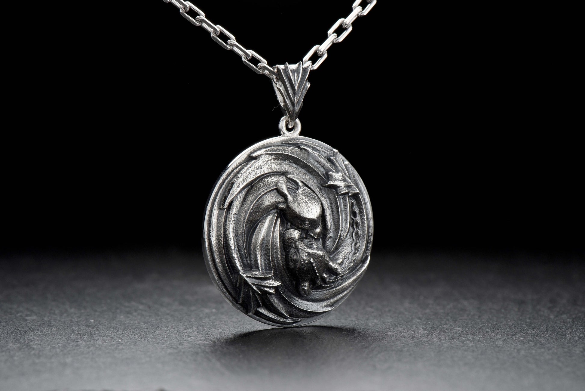 sterling silver	silver	pendant	dungeons and dragons	pendant Dragon	necklace	silver jewelry (etsy image id: 4749346760)