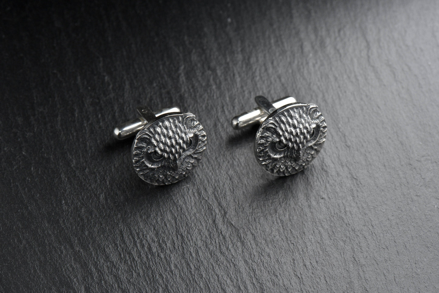 Featuring secure and easy-to-use clasps, these cufflinks offer both style and convenience. They come beautifully packaged, making them an ideal choice for birthdays, anniversaries, or special occasions. (etsy image id: 4930245485)