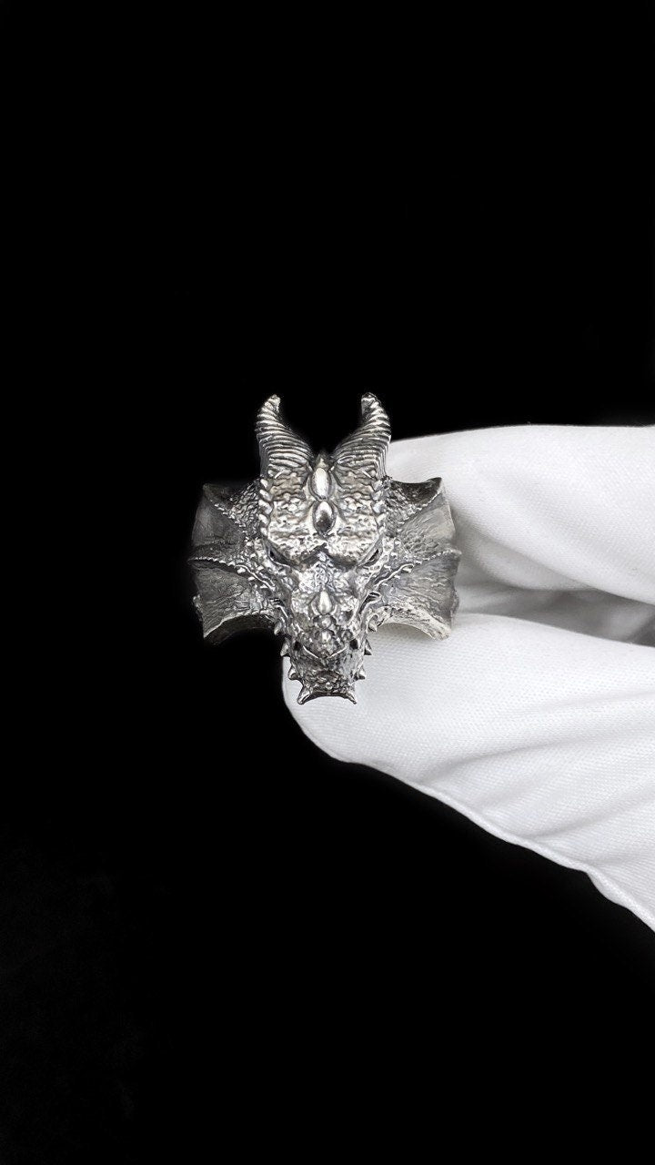 Sterling Silver Dragon Ring: Handmade Fantasy Jewelry __etsy:5632059605