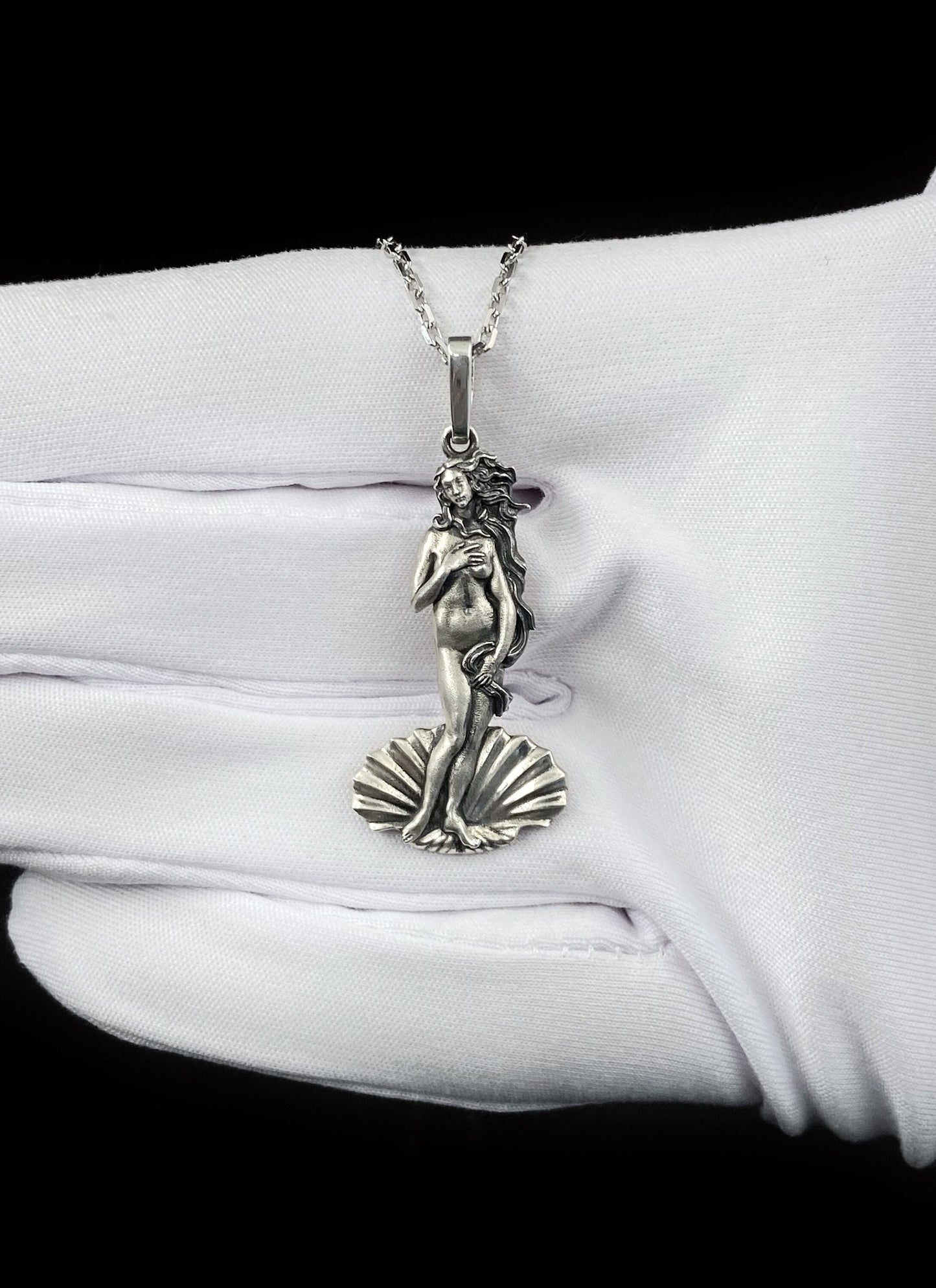Birth of Venus Sterling Silver Pendant: Renaissance Art Necklace (etsy image id: 5913888648)