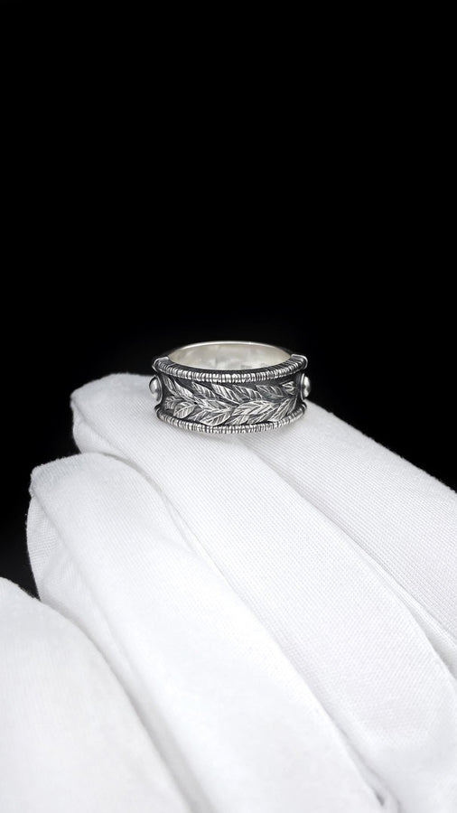 Victorian Laurel Wreath Sterling Silver Ring • Botanical Leaf Band • Ancient Symbol Wedding Band • Detailed Silver Artisan Jewelry (etsy image id: 7193912469)