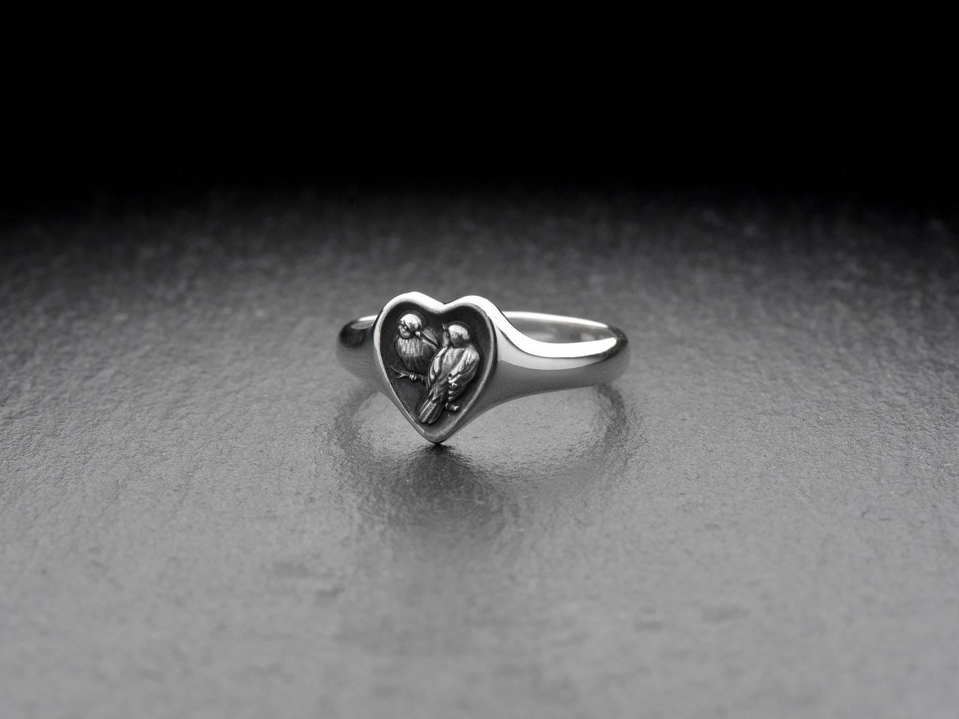 In addition, such a ring is a great gift for relatives and friends who share your love for animals and nature. Don't miss the chance to spruce up your look with this lovely decoration! (etsy image id: 7000363320)