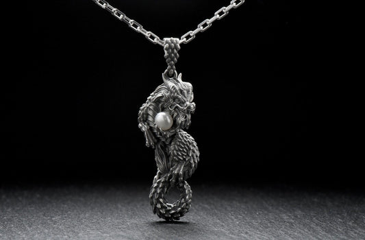 alexfox	alexfoxjewelry	dragon pendant	house of thrones	dragon lover	gift	mighty dragon	dragon	silver dragon	gift for him	might dragon	great dragon	chinese dragon (etsy image id: 7132007154)