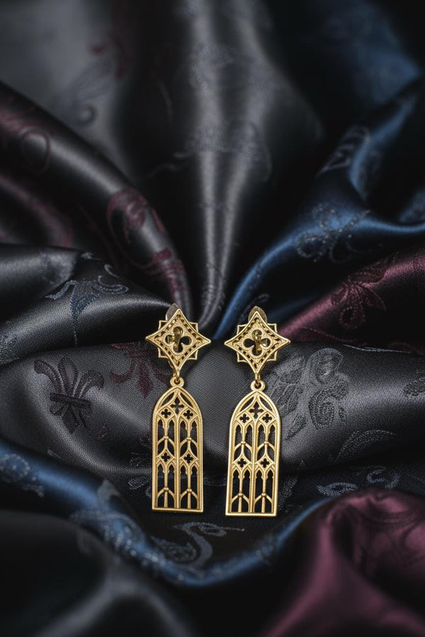 The image focuses on the interplay of light and shadow on the 925 sterling silver. The ridges of the arches are polished to a high shine, while the inner recesses are blackened with oxidation. This technique gives the earrings the visual weight of stone masonry while maintaining the lightness required for a comfortable ear dangle. (etsy image id: 7218591328)