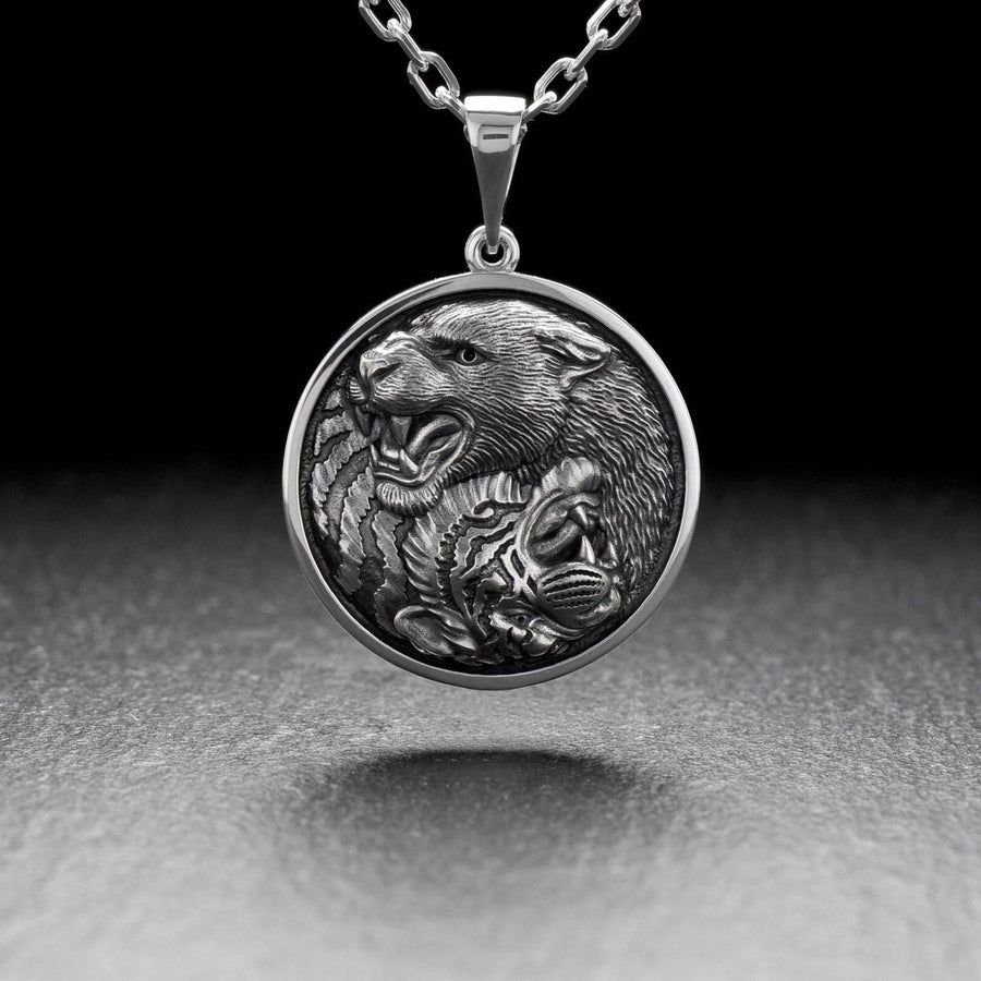 animal jewelry	Tiger pendant	Lion pendant	lion necklace	necklace	tiger (etsy image id: 7350868296)