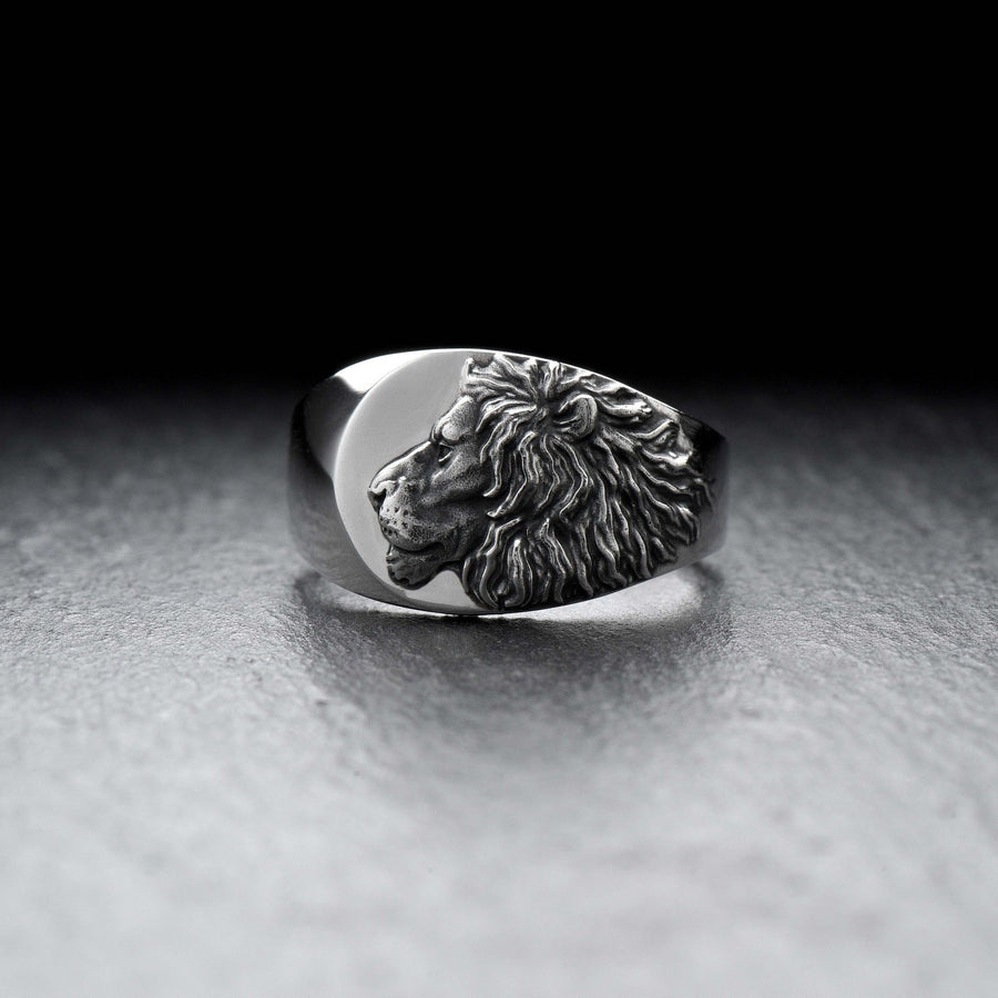 animal signet ring	Lion signet ring	Lion head jewelry	wild cat jewelry	lion silver ring	signet silver ring (etsy image id: 7352178208)