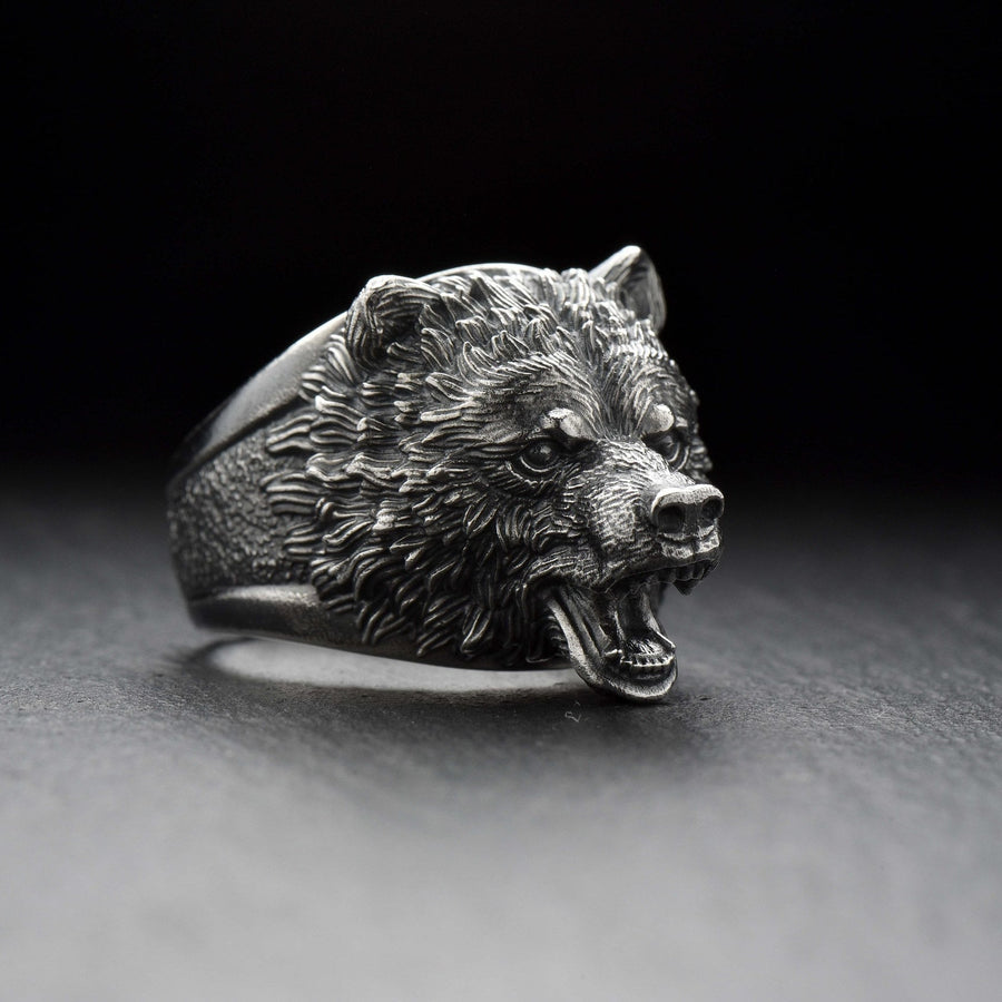 Looking for a bold and stylish accessory to add to your collection? Check out our Grizzly Bear Ring! This stunning piece is perfect for those who want to add a touch of wilderness to their fashion.